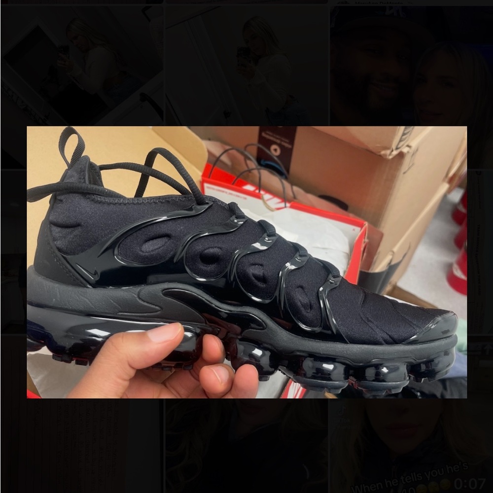 NWT Nike vapor max sneakers